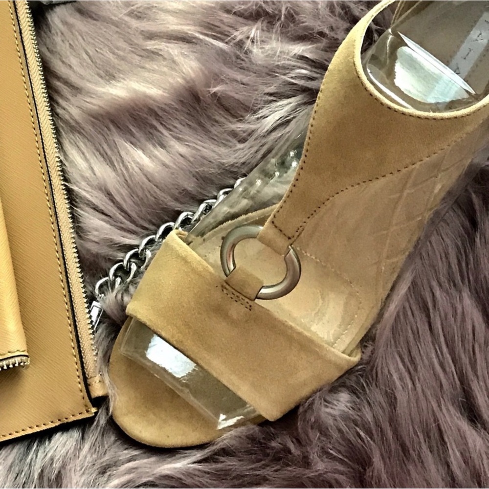 Tahari Norma Sling Back Open Toe T-Strap Tan Suede Leather Heels Womens 10 NWOB - Picture 8 of 15